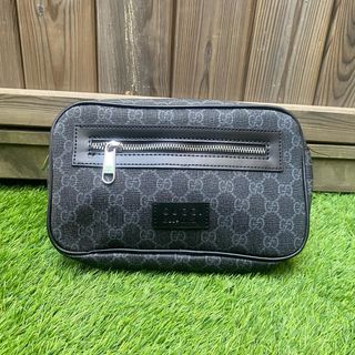 Riñonera Gucci GG Supreme Negra y Gris