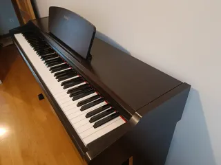 Piano Digital Yamaha YDP-131
