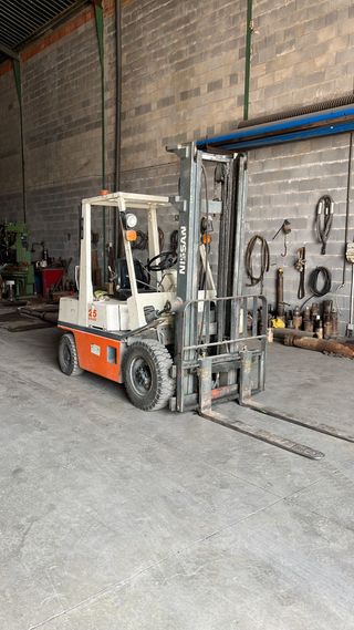Carretilla Elevadora Nissan 25