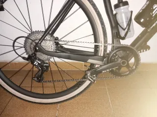 Bicicleta Gravel Bombtrack Hook Negra y gris mate