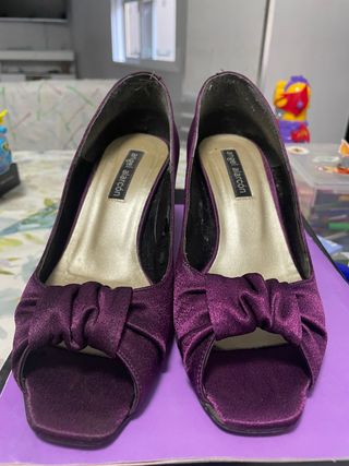 Zapatos de tacón Angel Alarcón fucsia