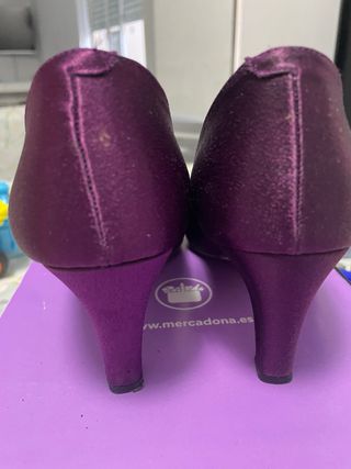 Zapatos de tacón Angel Alarcón fucsia