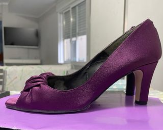 Zapatos de tacón Angel Alarcón fucsia