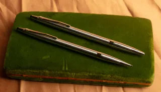 Fend himat Set Bolígrafo y Portaminas