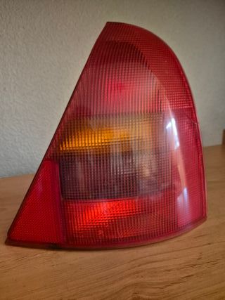 Piloto Trasero Derecho Renault Clio II Fase I