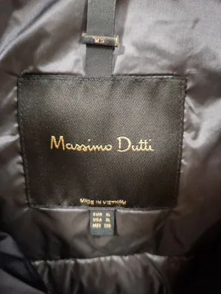 Cazadora plumífera Massimo Dutti negra