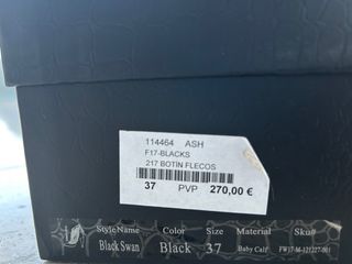 Botines Ash Flecos Negros