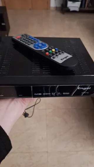 Receptor TDT + Satélite Engel RC 5320 HD