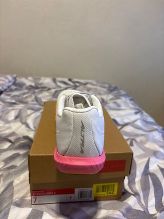 Zapatillas Altra Blancas y Rosas