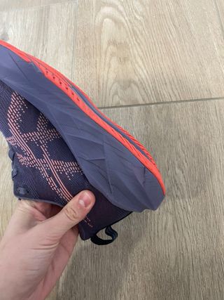 Asics Novablast 5 Morado