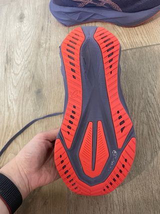 Asics Novablast 5 Morado