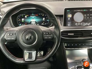 MG HS 1.5T-GDI PHEV Luxury