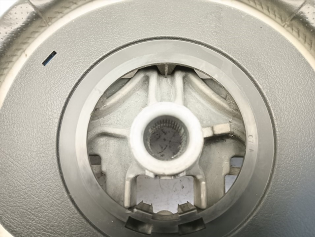 VOLANTE PEUGEOT 207 9HX 6045458