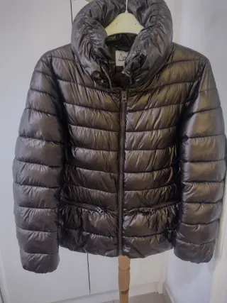 Plumífero mujer marrón