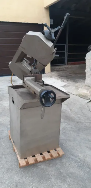 Sierra de cinta FABRIS 270M