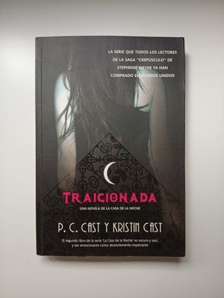 Saga La Casa de la Noche · 6 libros juveniles