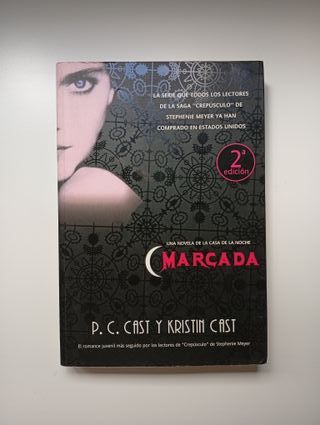 Saga La Casa de la Noche · 6 libros juveniles