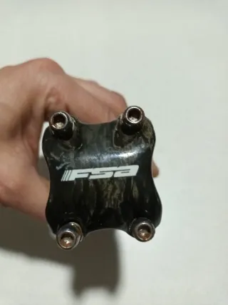 Attacco manubrio carbonio FSA 125mm