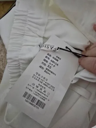 Pantalón Blanco Talla XS Corte Fluido