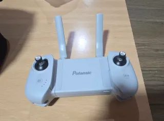 Dron Potensic Atom