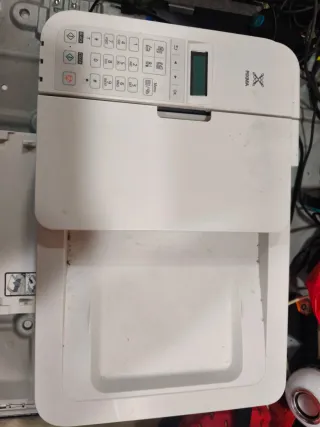 Impresora blanca sin usar