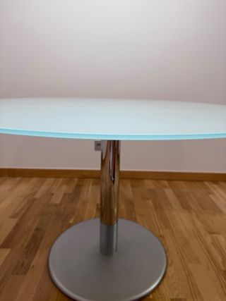 Mesa redonda cristal y metal