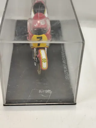 Modellino Moto Suzuki RG500 Barry Sheene 1977