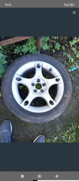 Llanta Seat 5x100 en 16 pulgadas