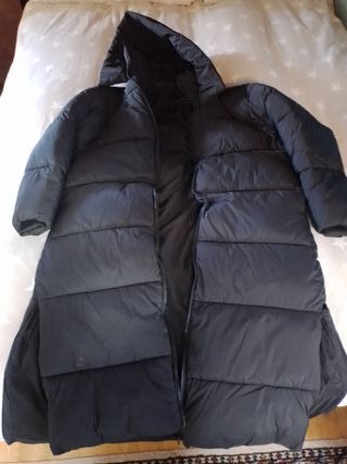 Abrigo largo acolchado Zara Talla L Negro