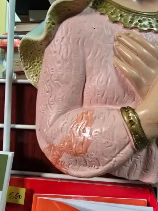 Virgen María figura decorativa