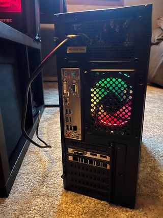 PC Gaming Tempest con RGB