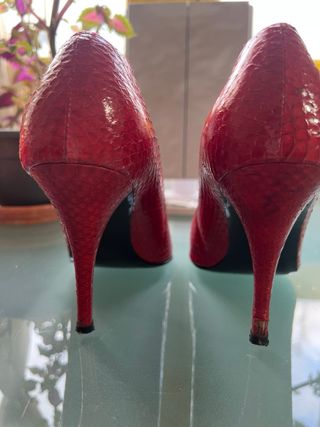 Zapatos Bimba y Lola rojos tacón 10 cm