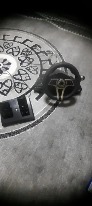 Volante Gaming xtreme con pedali