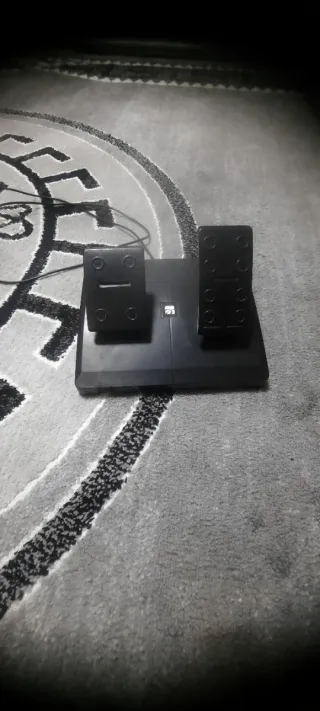 Volante Gaming xtreme con pedali