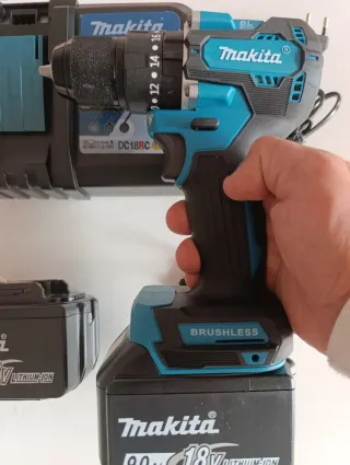 Taladro Makita DDF487 + 2 Baterías 18V 9Ah