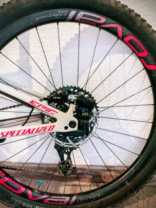 BTT S-Works EPIC AXS 12V Electrónico