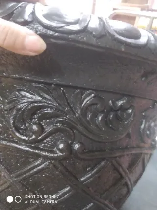 Maceta grande labrada negra