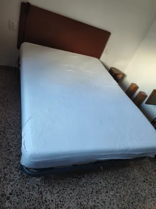 Cama articulada 135cm con colchón y mando.