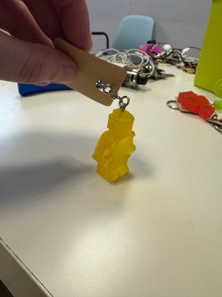 Llaveros figuras Lego translúcidas