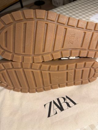Botas Zara piel borreguillo T39