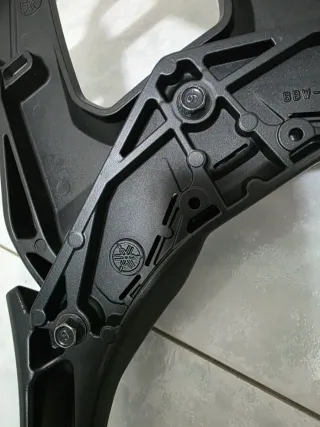 Piastra supporto bauletto Yamaha