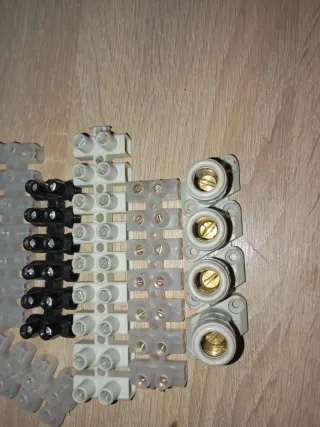 Fichas conectoras borneros