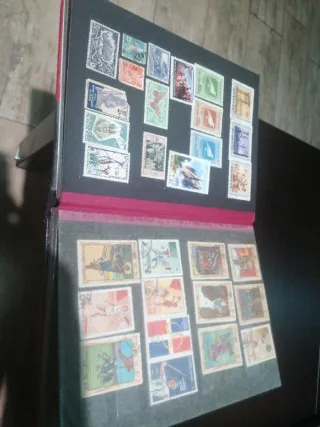 Album francobolli pieno