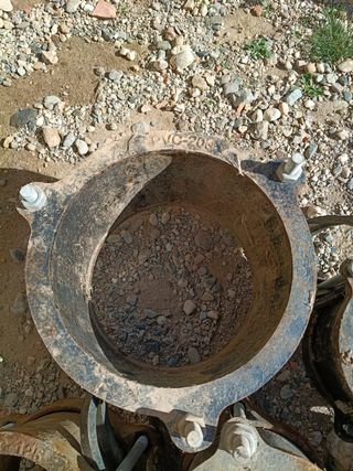 Uniones de Hierro para Tuberías PVC