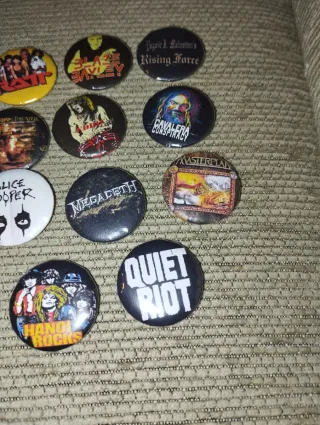 Lote pins heavy glam metal rock
