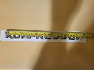 Logo posteriore e laterale kompressor