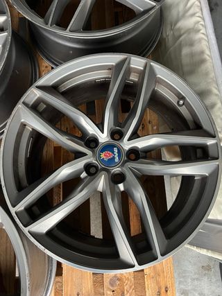 4 Llantas 18” grupo vag