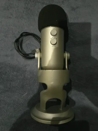Micrófono Blue Yeti Condensador Plata