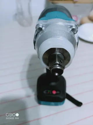 Llave de Impacto 18v