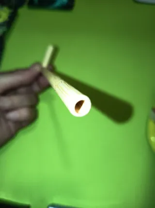 Tepi soplador de rapé de bambú